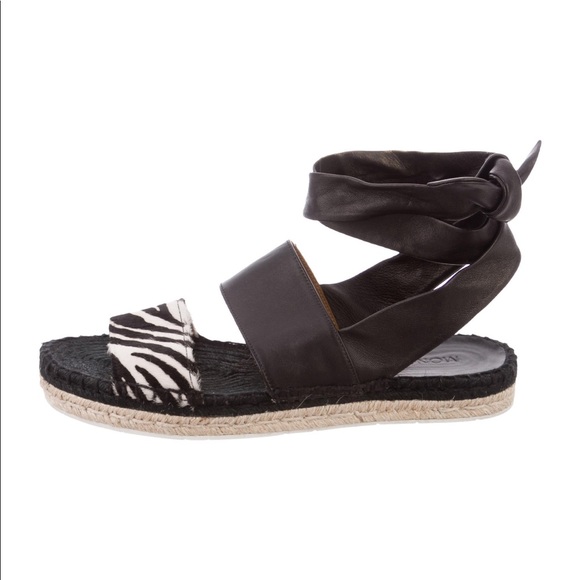 Moncler sandals - Picture 1 of 5